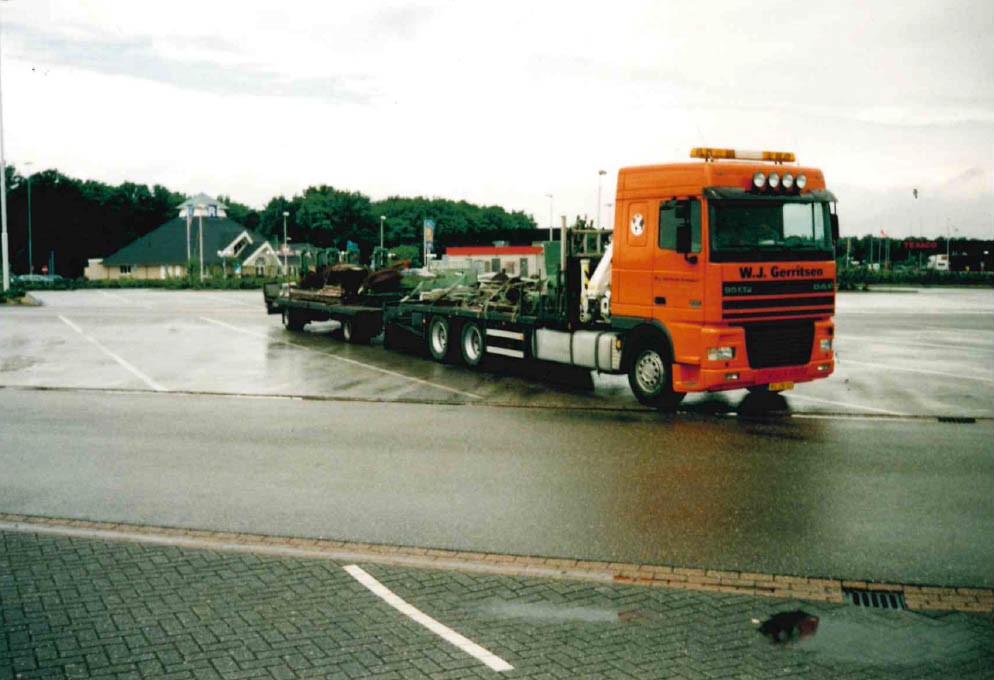 Old W.J. Gerritsen Transport truck 